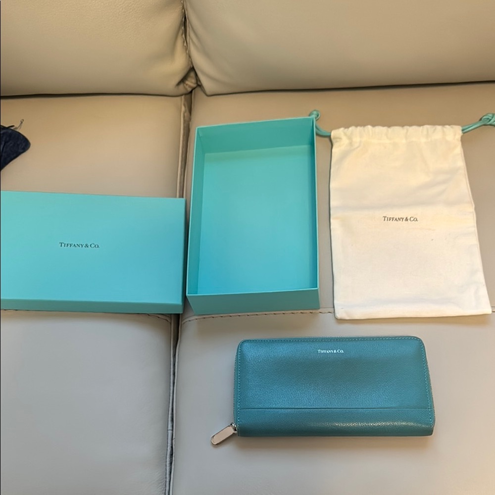 Tiffany & Co. Blue Leather Zip Wallet